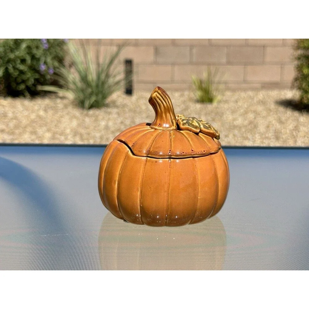 Ceramic Pumpkin Jar with Leaf on Lid Fall Harvest Thanksgiving Halloween Decor
